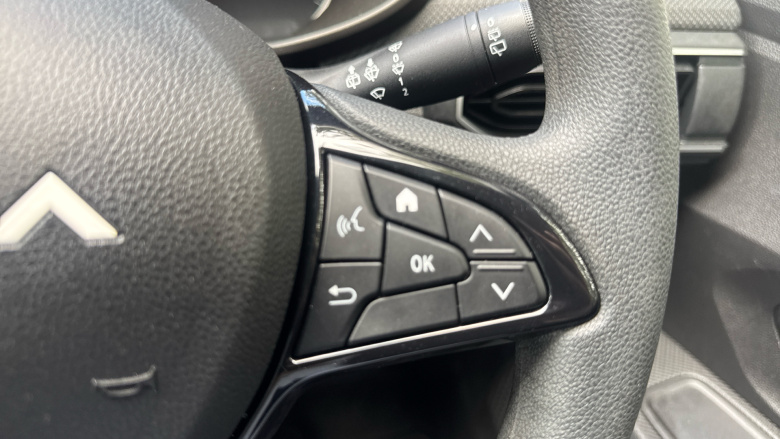 Dacia Jogger 1.0 TCe Essential 5dr Petrol Estate